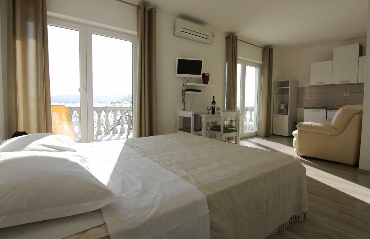 Apartments Tomas Сен Екстериор снимка