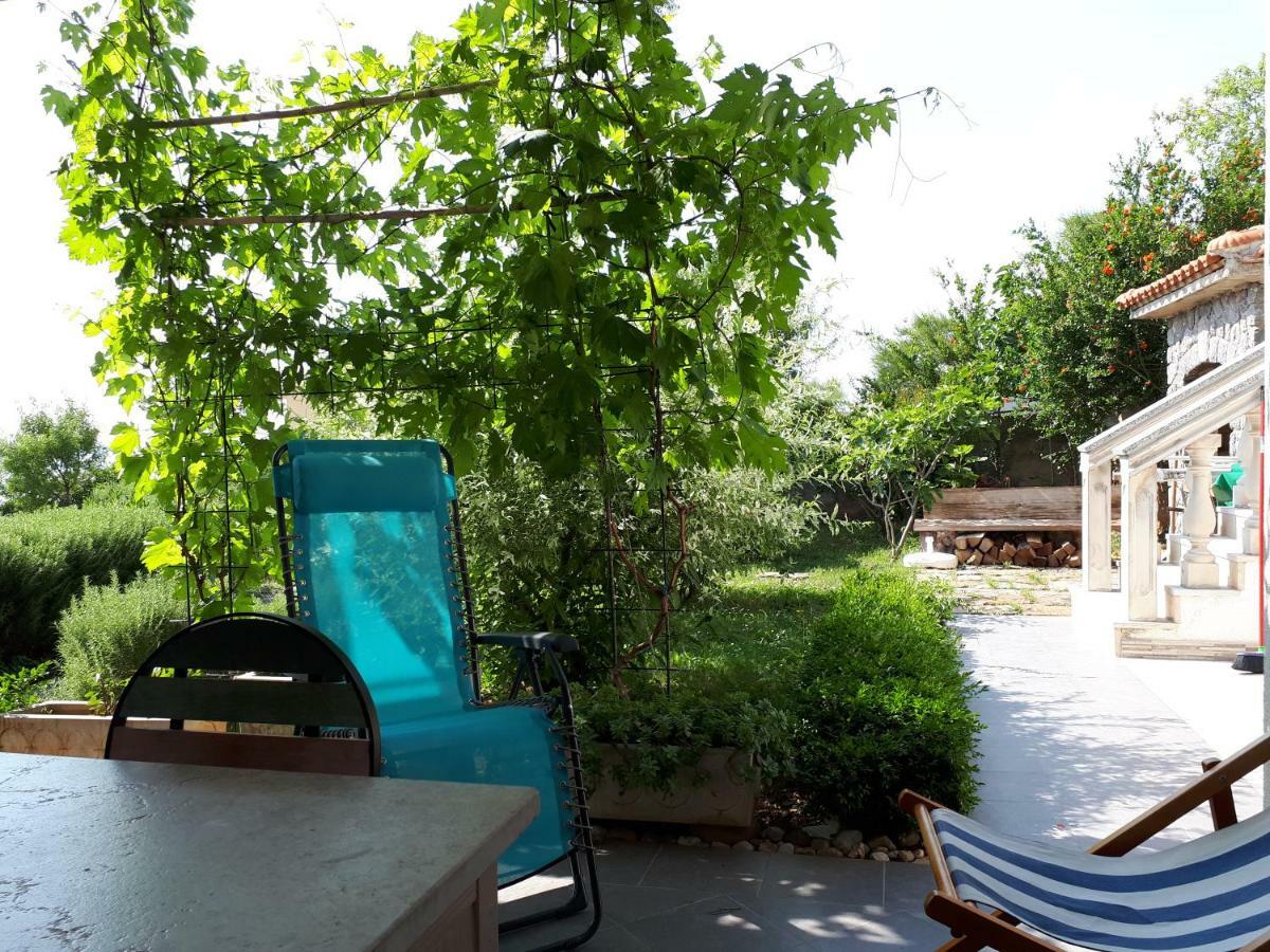 Apartments Tomas Сен Екстериор снимка