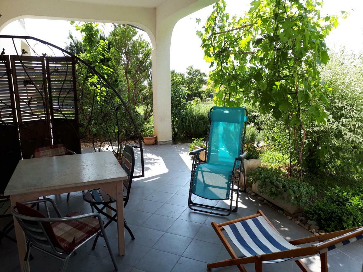 Apartments Tomas Сен Екстериор снимка